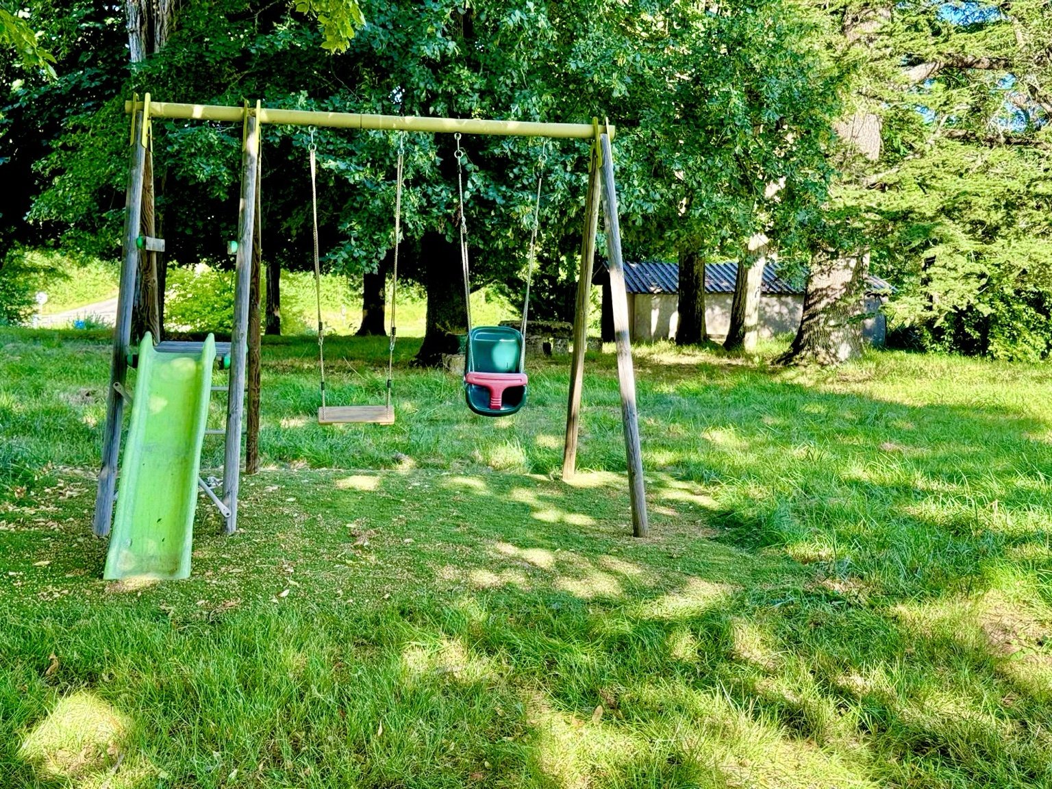 Aire de jeux enfants